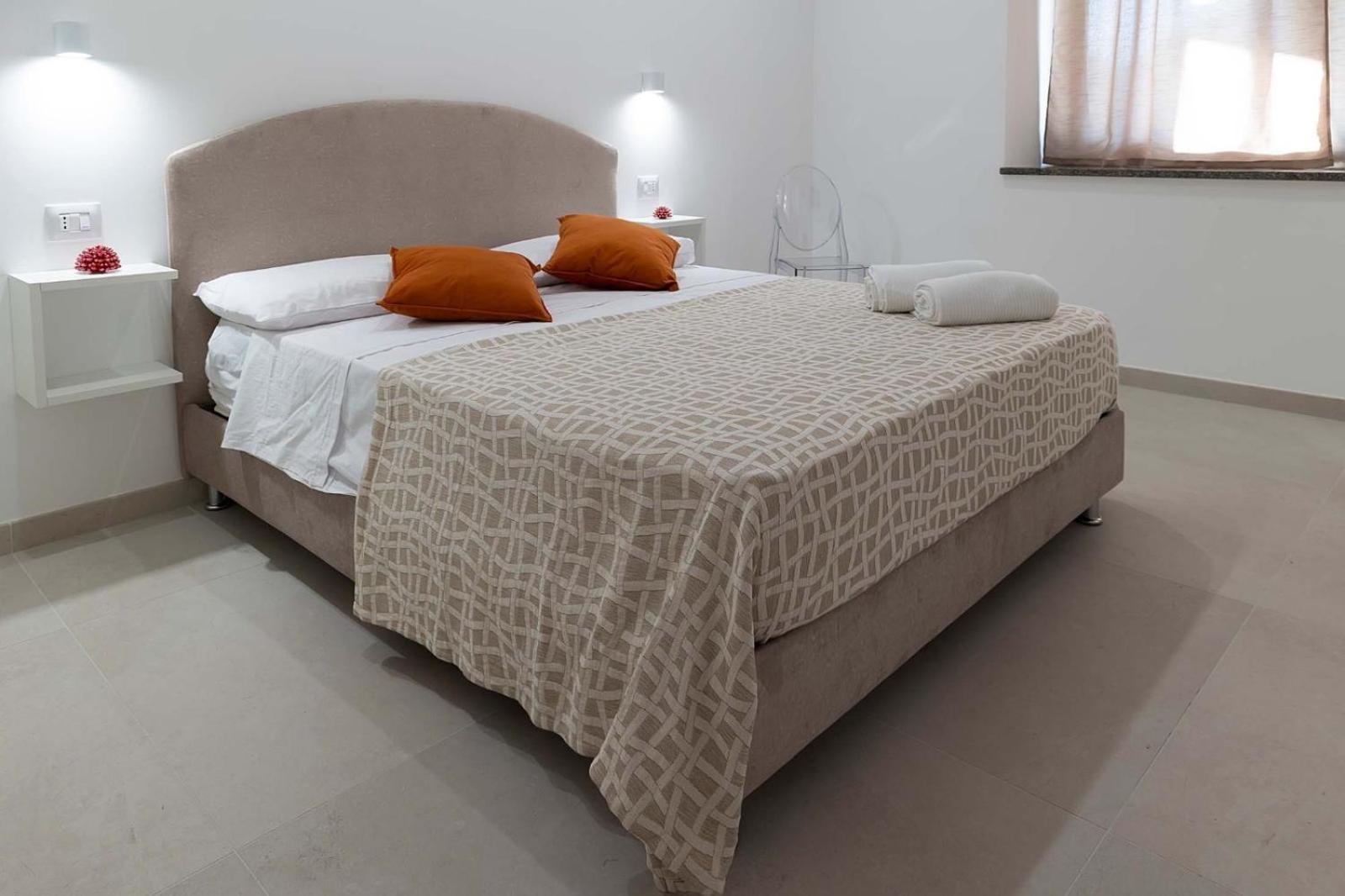 Al Chiaro Di Luna Luxury Suites Amalfi Coast Виетри Экстерьер фото